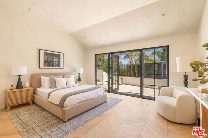 Property Photo:  8353 Sunset View Dr  CA 90069 
