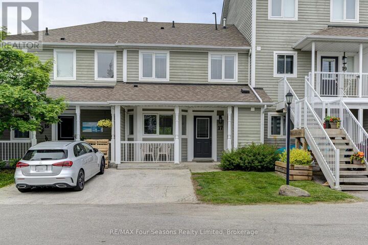 Property Photo:  17 Cranberry Surf 17  ON L9Y 5C4 