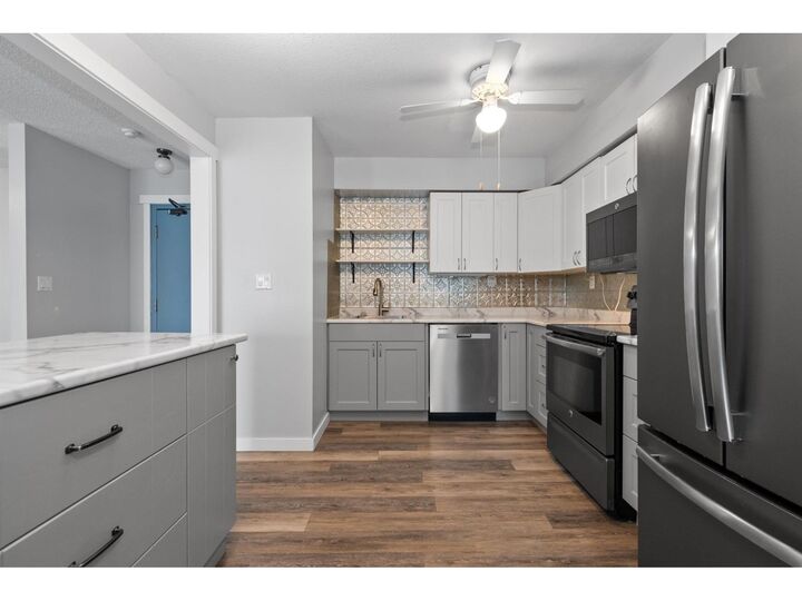Property Photo:  9417  BC V2P 7M4 