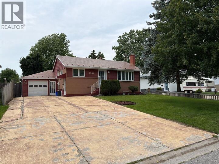 1201 Giffel Road — photo 1