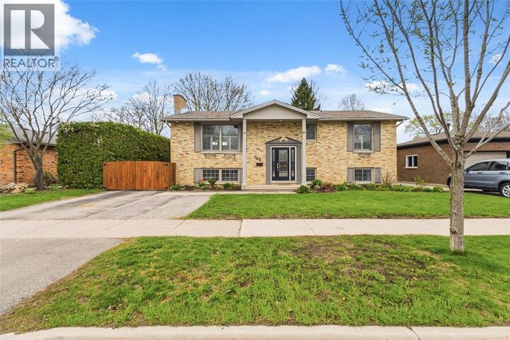 Property Photo:  768 Grenfell Drive  ON N5X 2C7 