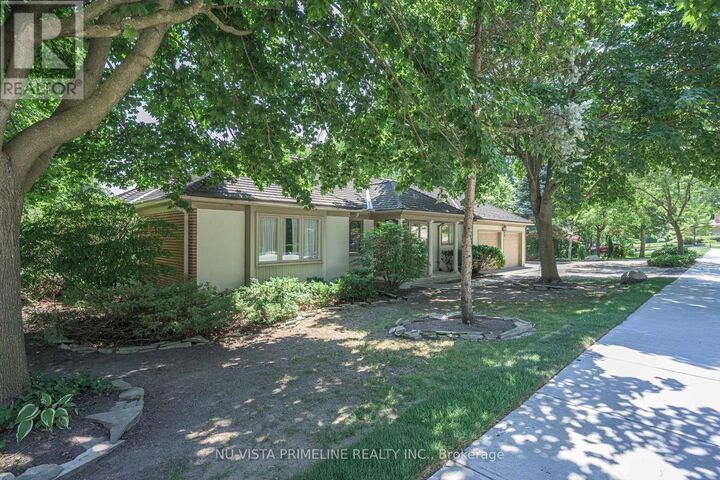 Property Photo: 98 Shavian Boulevard ON N6G 2P3