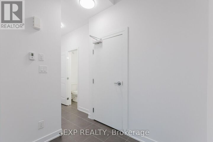 Property Photo:  605 Silhouette Private  ON K2J 4S3 