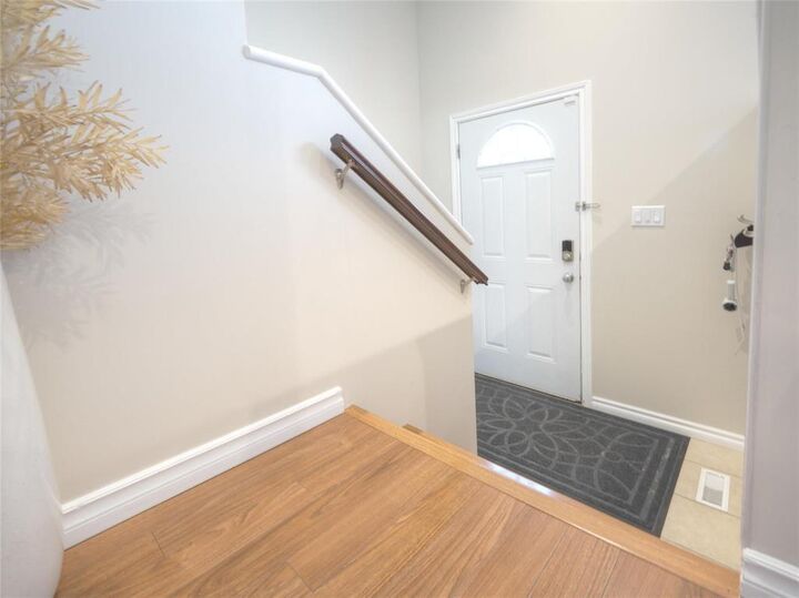 Photo de la propriété: 250 McIntosh Avenue MB R2L 0K8