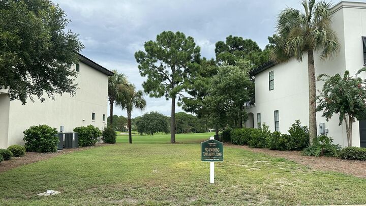 Property Photo:  1894 Baytowne Loop  FL 32550 