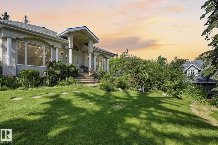 Property Photo: 9 Martin Road AB T0E 1A0