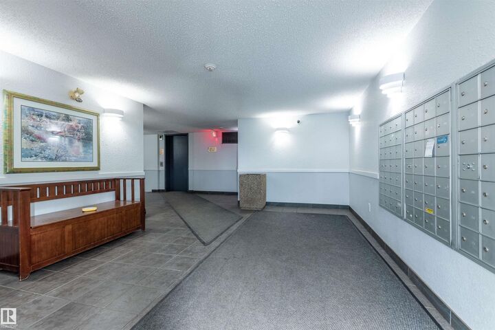 Property Photo:  10520 120 Street NW 458  AB T5H 4L9 