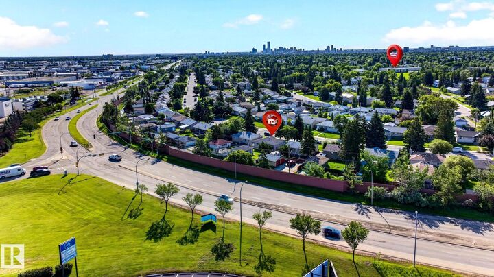Property Photo: 16152 110B Avenue NW AB T5P 4E6