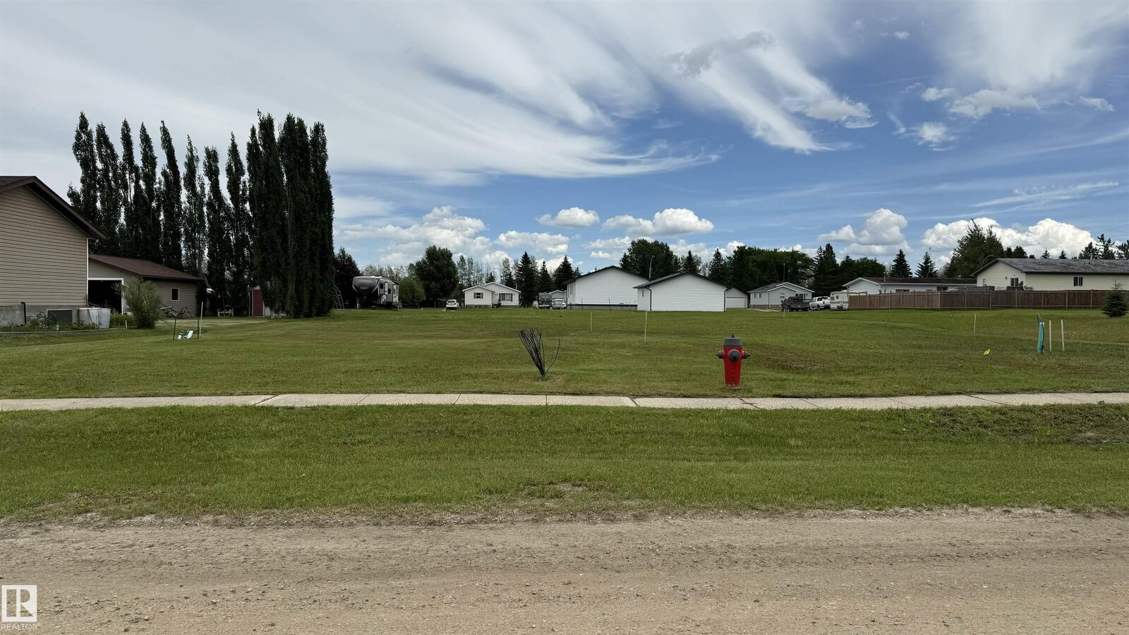 Property Photo:  23 Woodbend  AB T0C 2T0 