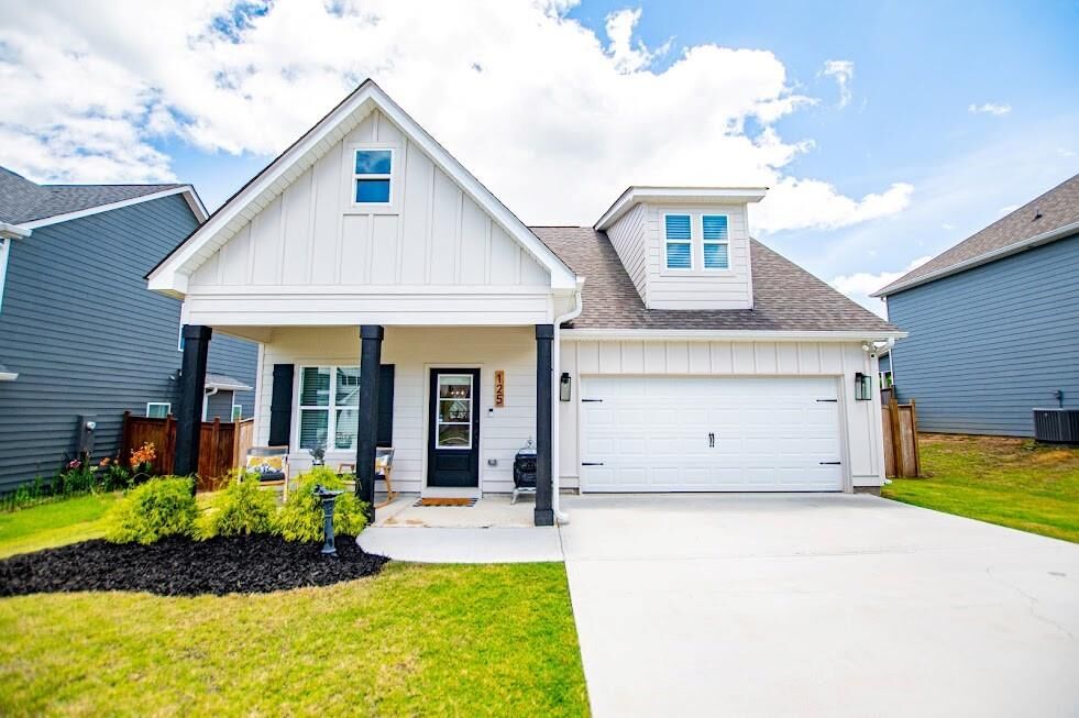 Property Photo:  125 Cedar Park Way  GA 30117 