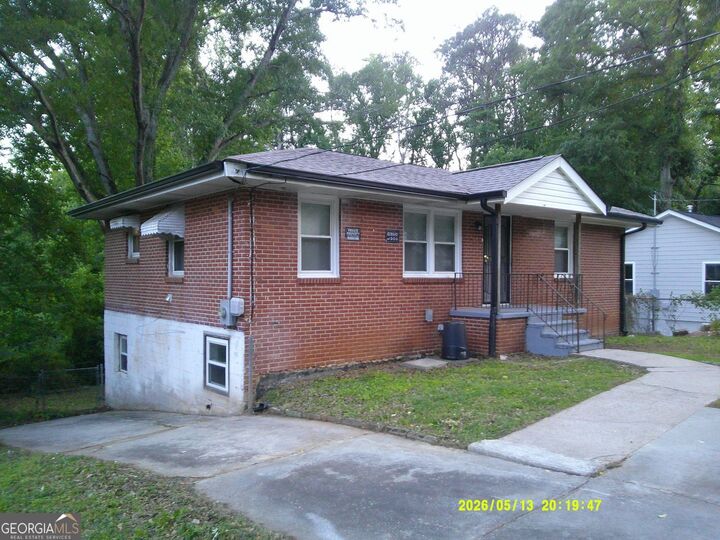 Property Photo:  166 Polar Rock Road SW  GA 30315 