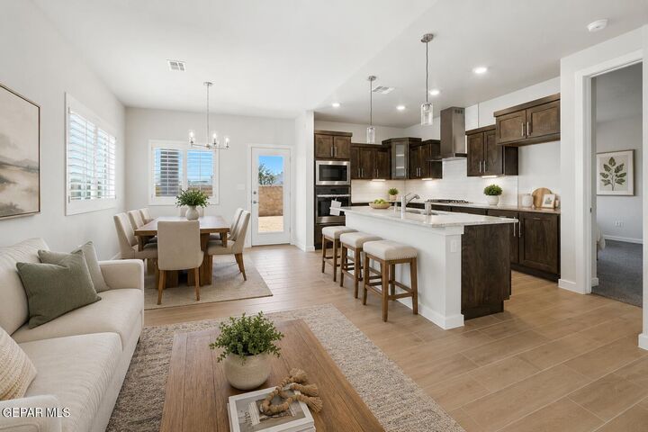 Property Photo:  5717 Las Ramblas Avenue  TX 79934 