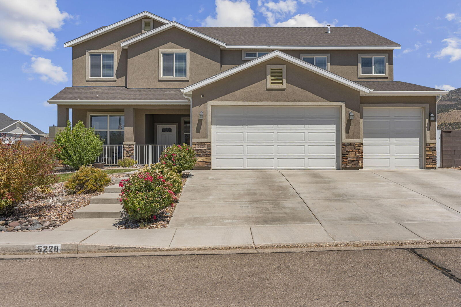 Property Photo: 5228 N Scenic Dr UT 84721
