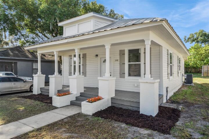 Property Photo:  248 E Magnolia Street  FL 34736 