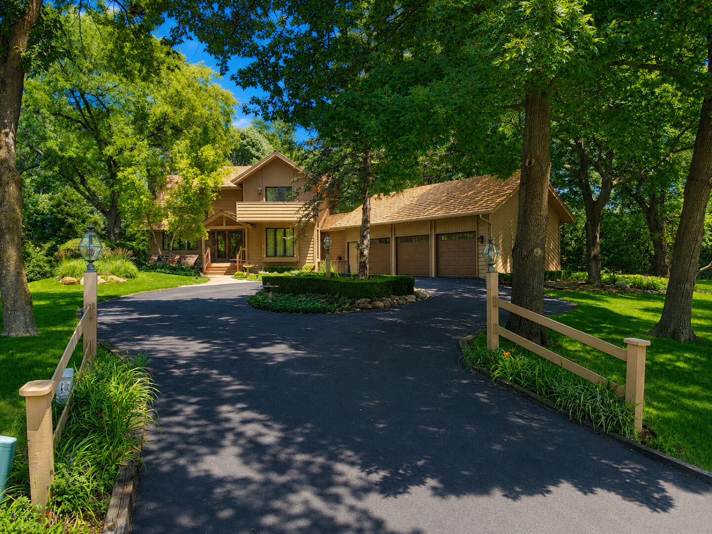 Property Photo:  25546 Cayuga Trail  IL 60010 