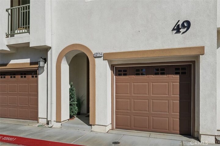 Property Photo:  43114 Avenida Abril  CA 92592 