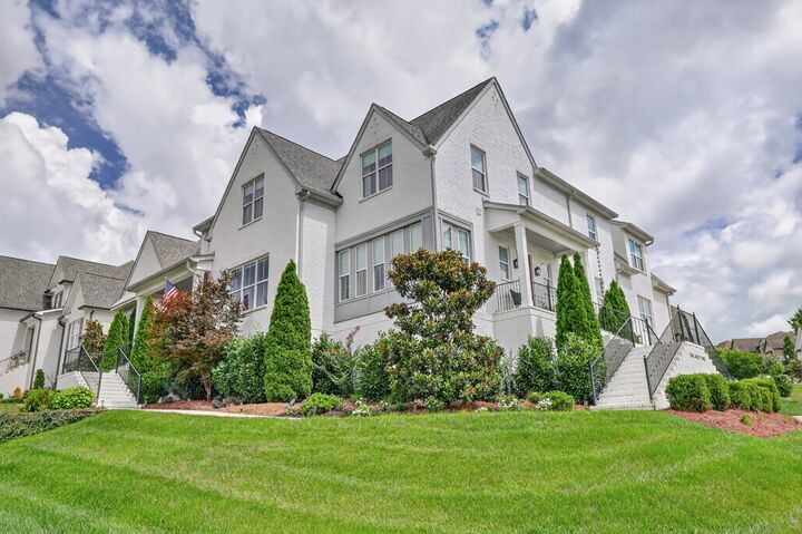 Property Photo: 162 Hamilton Springs Blvd TN 37087