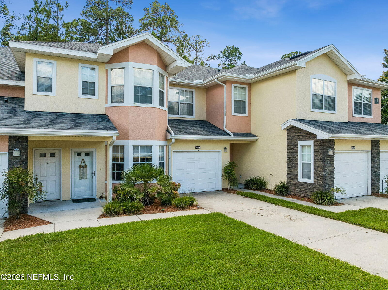 Property Photo:  96048 Cottage Court  FL 32034 