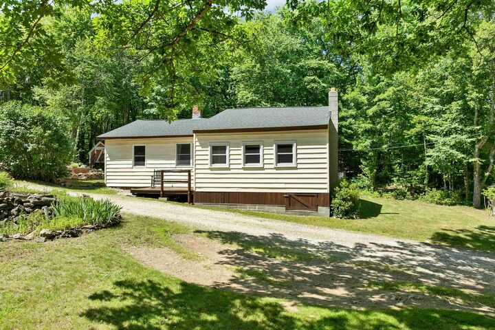 Property Photo:  30 Roy Road  NH 03106 