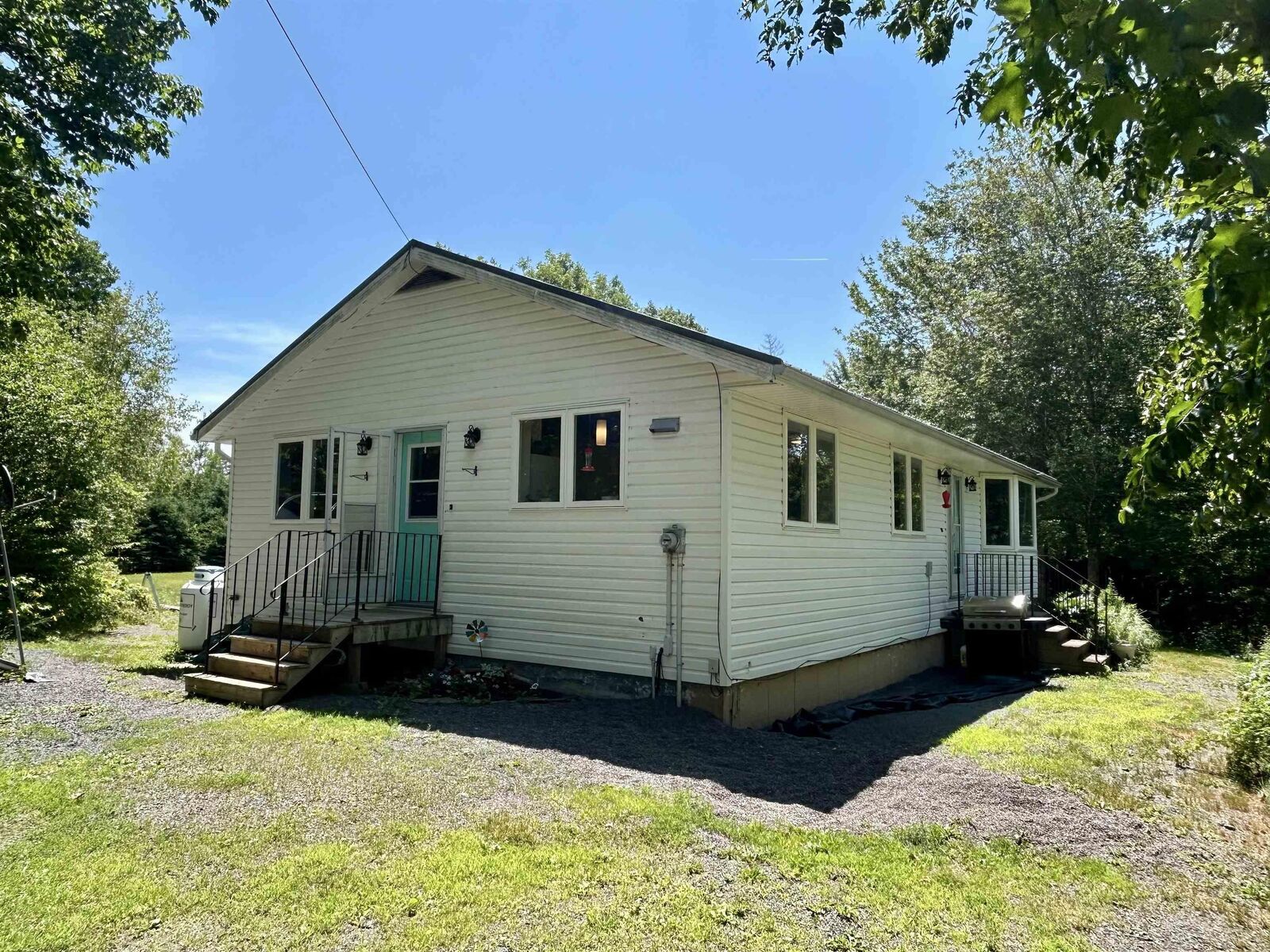 Property Photo: 1209 Highway 4 NS B0K 1P0