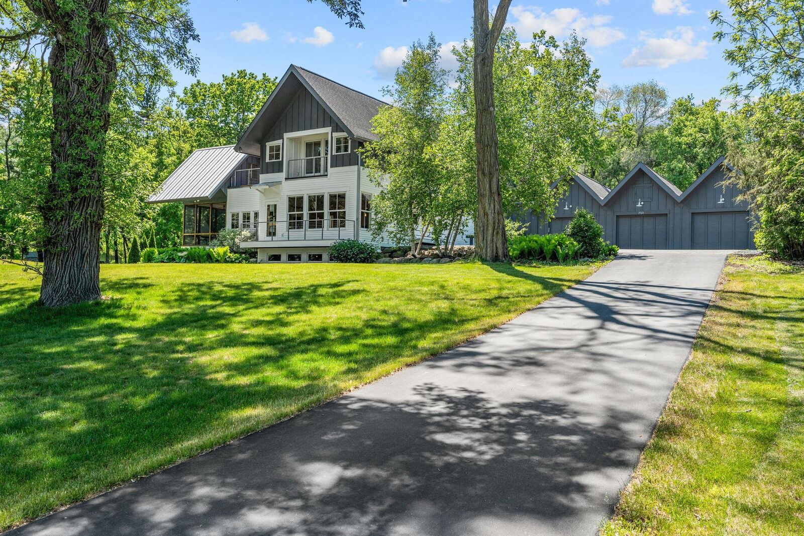 Property Photo:  7521 River Road  MN 55076 