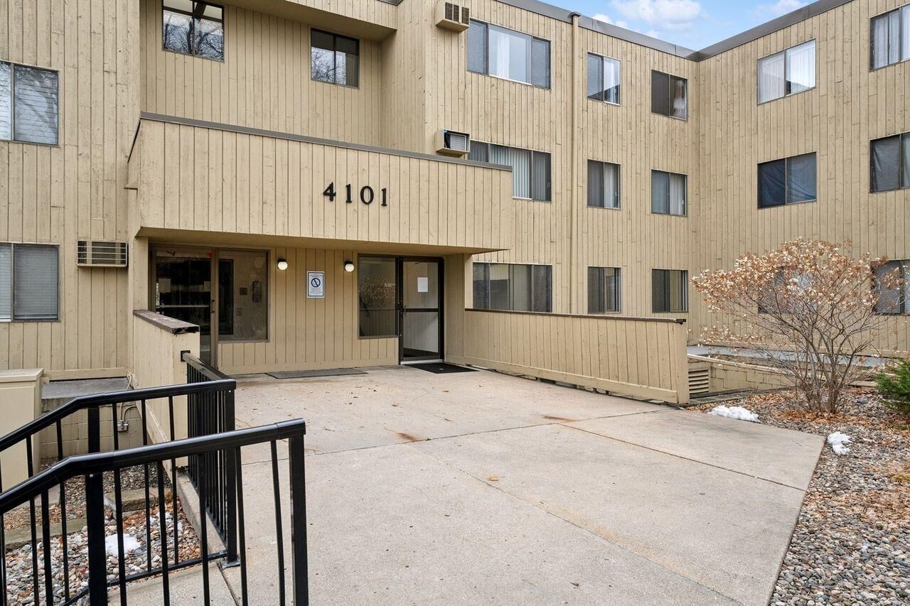 Property Photo:  4101 Parklawn Avenue 236  MN 55435 
