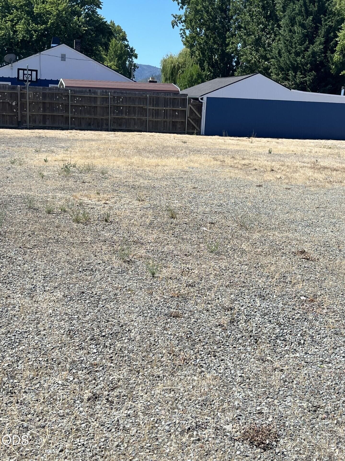 Property Photo: 2535 W Main Street OR 97501