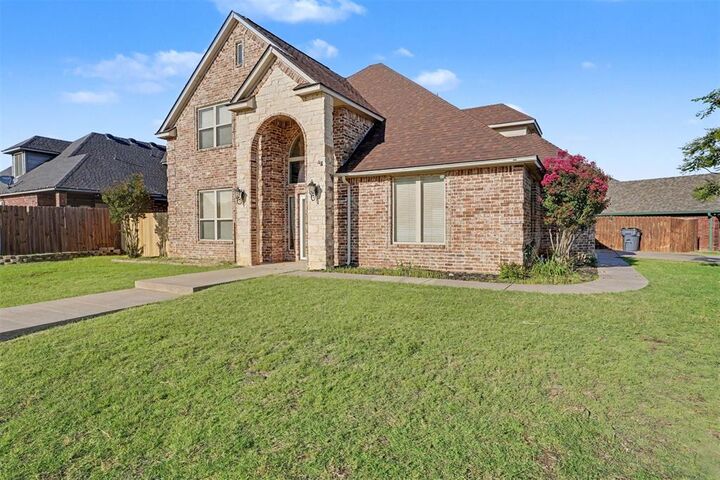 Property Photo: 1504 SW Brentwood Boulevard OK 73505