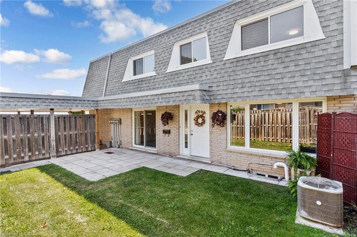 Property Photo: