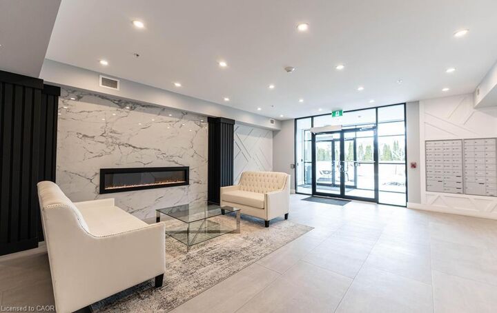 Property Photo:  