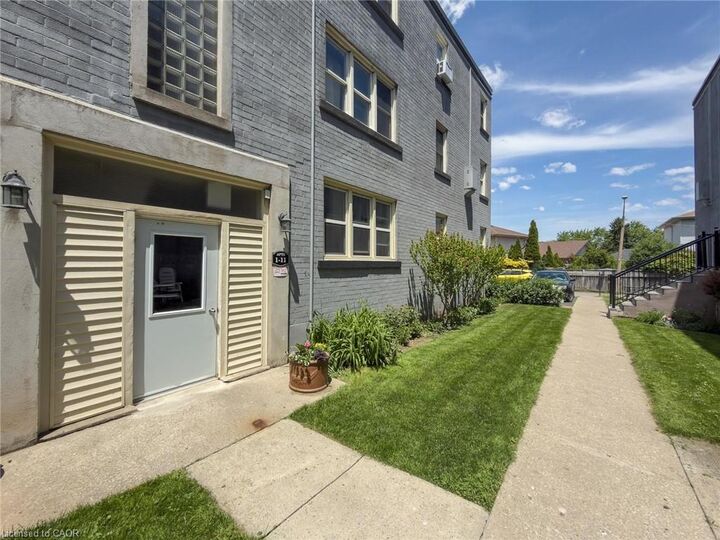 1755 King Street 9 — photo 1
