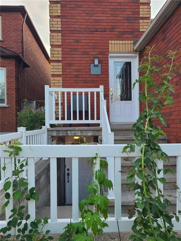 Property Photo: