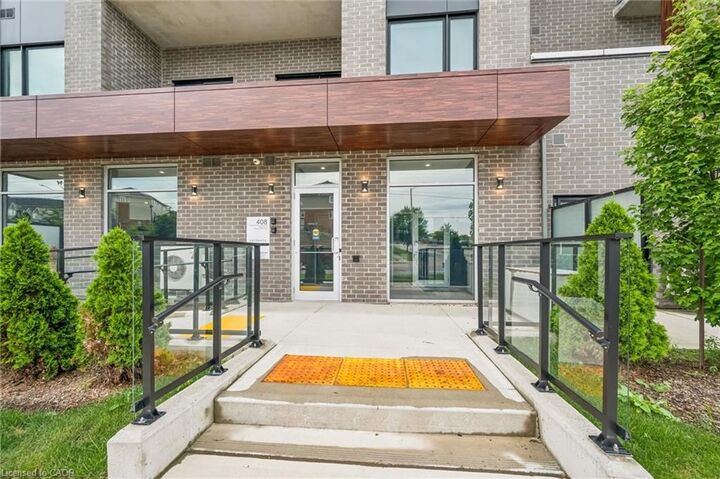 Property Photo:  408 Dundas Street S 203  ON N1R 0E8 