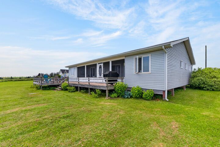 Property Photo: 281 Maynard Lane PE C0B 2C0