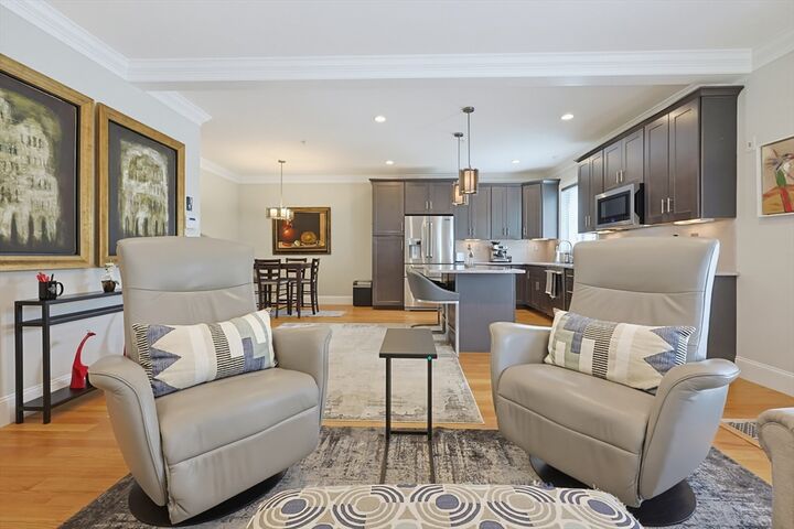 Property Photo:  14 Clarks Hill Ln 14  MA 01702 