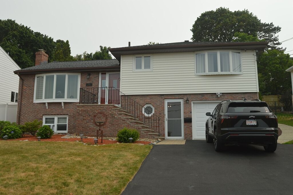 Property Photo:  152 Sewall Ave 1  MA 02152 