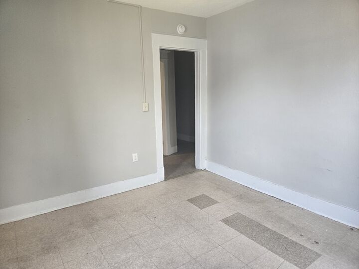Property Photo: 529 Union Street 1L MA 01109