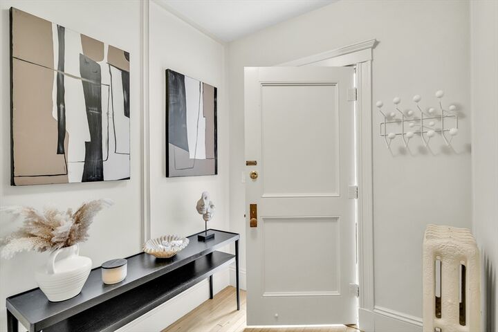 Property Photo: 58 Pleasant Street 6 MA 02446
