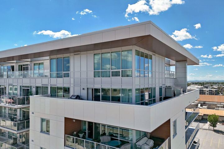 Property Photo: 8445 Broadcast Avenue SW 701 AB T3H 6B6
