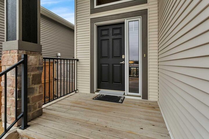 Property Photo:  138 Voisin Close  AB T4R 0H8 