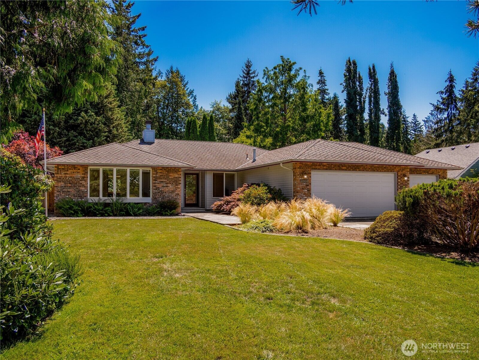 Property Photo: 3104 E Fir Street WA 98273