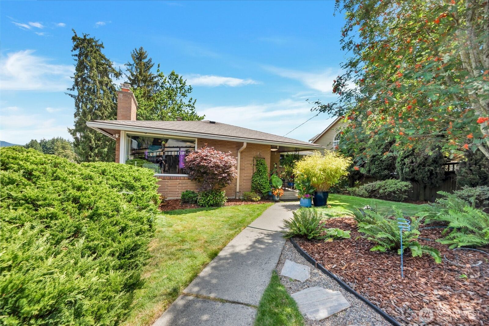Property Photo:  12200  85th Avenue S  WA 98178 
