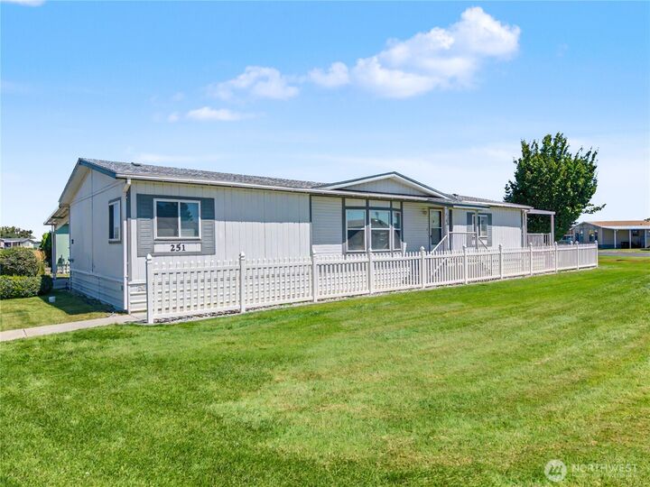 Property Photo: 2240 W Broadway Avenue 251 WA 98837