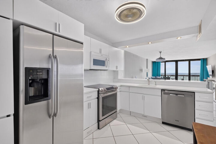 Property Photo: 510 N Ocean Boulevard R-34 FL 33062