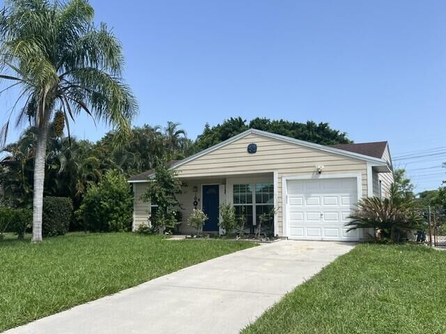 Property Photo:  9145 Chrysanthemum Drive  FL 33472 
