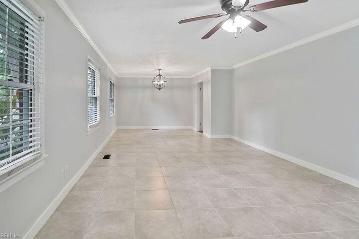 Property Photo:  212 Pinewood Dr  NC 27921 