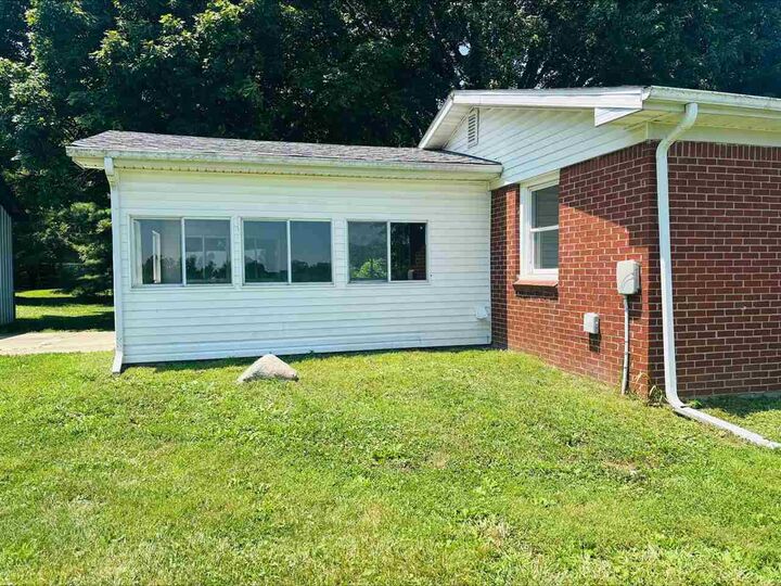 Property Photo:  3977 N County Road 575 W  IN 47356 