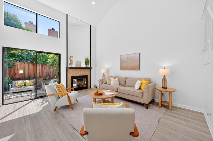 Property Photo: 34761 Comstock Common CA 94555