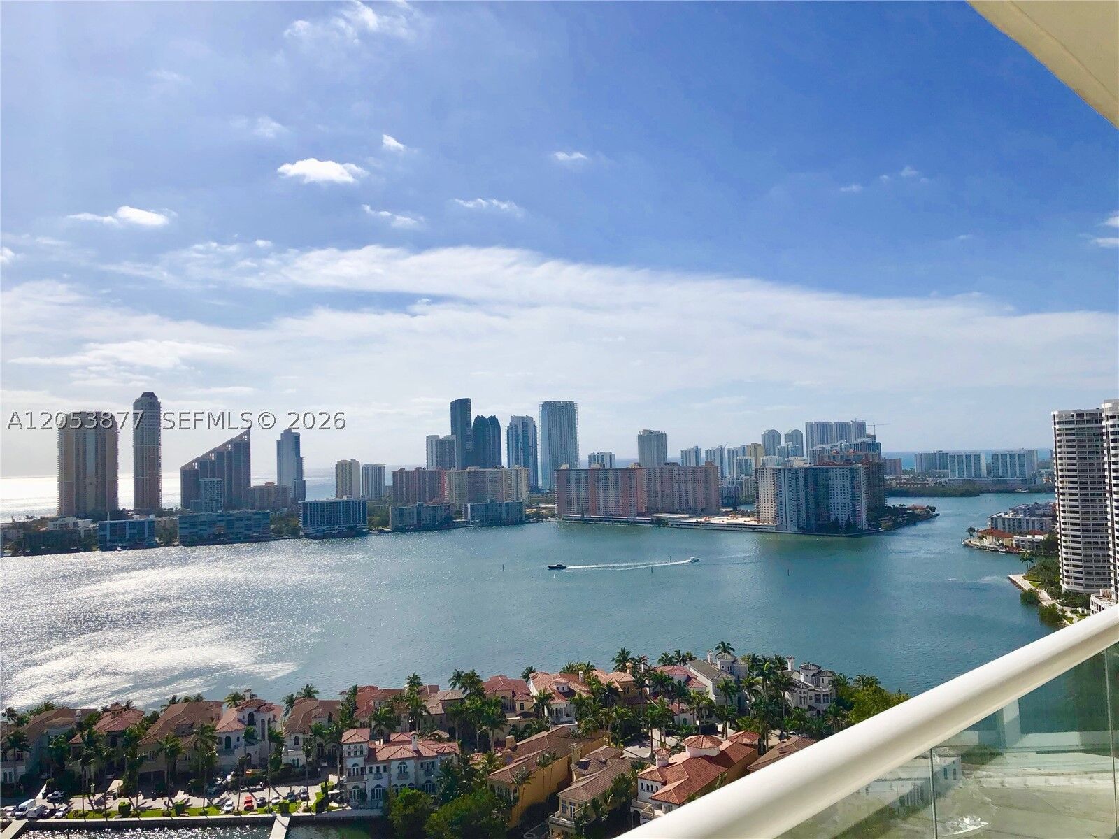 Property Photo:  7000 Island Blvd 2809  FL 33160 