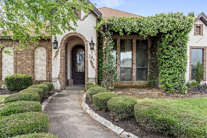 Property Photo: 101 Sir Cameron TX 77657